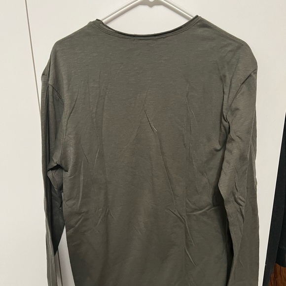 Forever 21 long sleeve longline t shirt - Picture 3 of 4